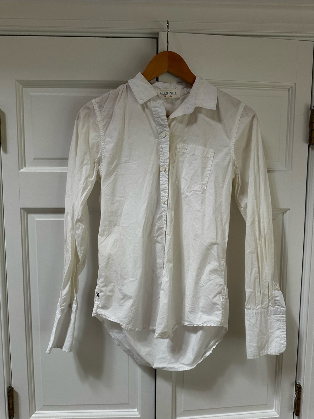 Alex Mill White Classic Button-Up Shirt